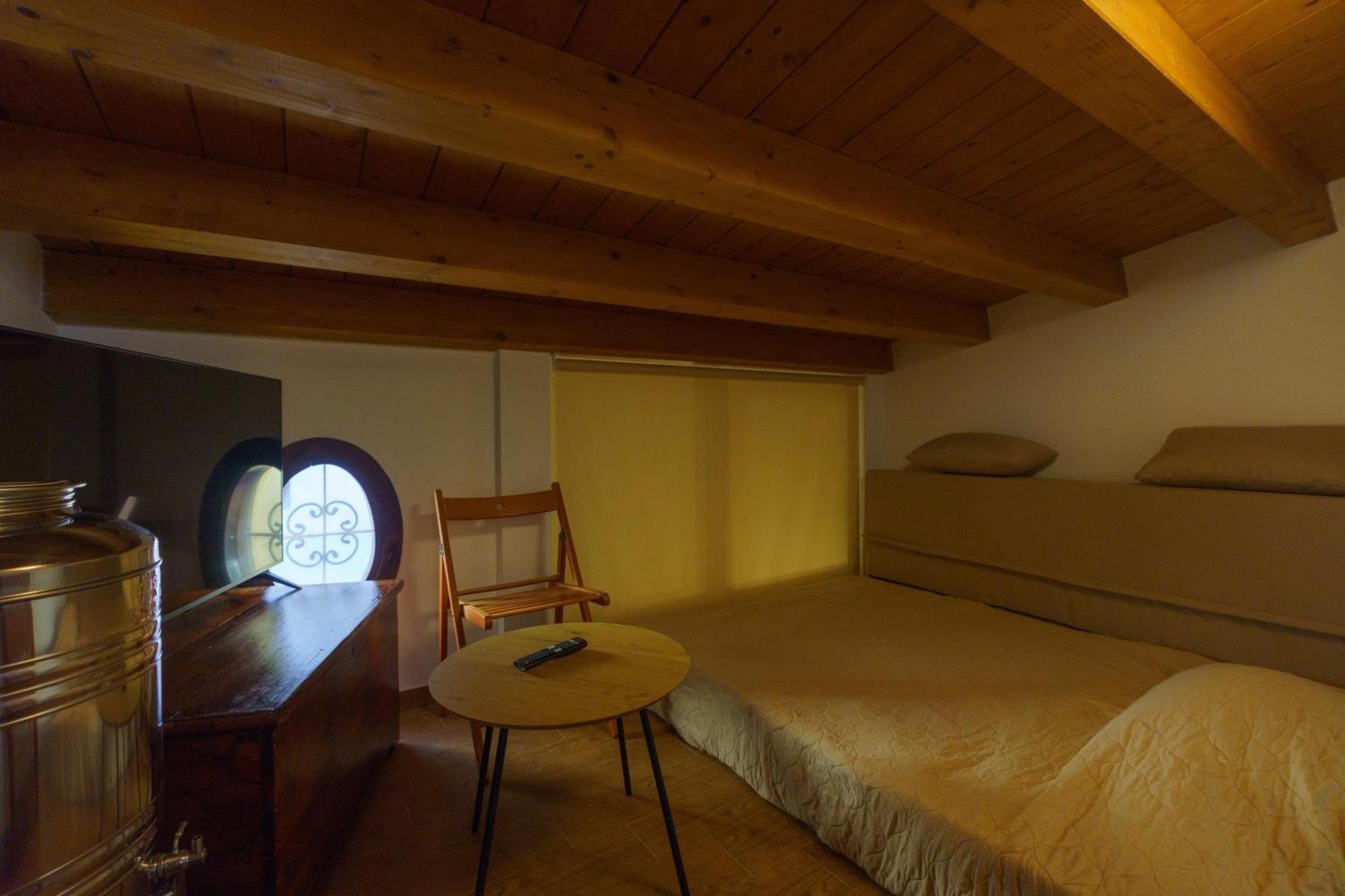 Maquedino Holiday Home & Terrace - Cozy Central Loft Палермо Екстериор снимка